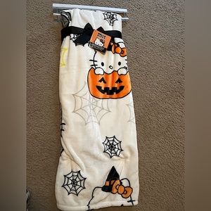 Hello kitty halloween blanket